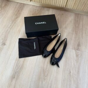 Chanel Black Patent Leather Flats